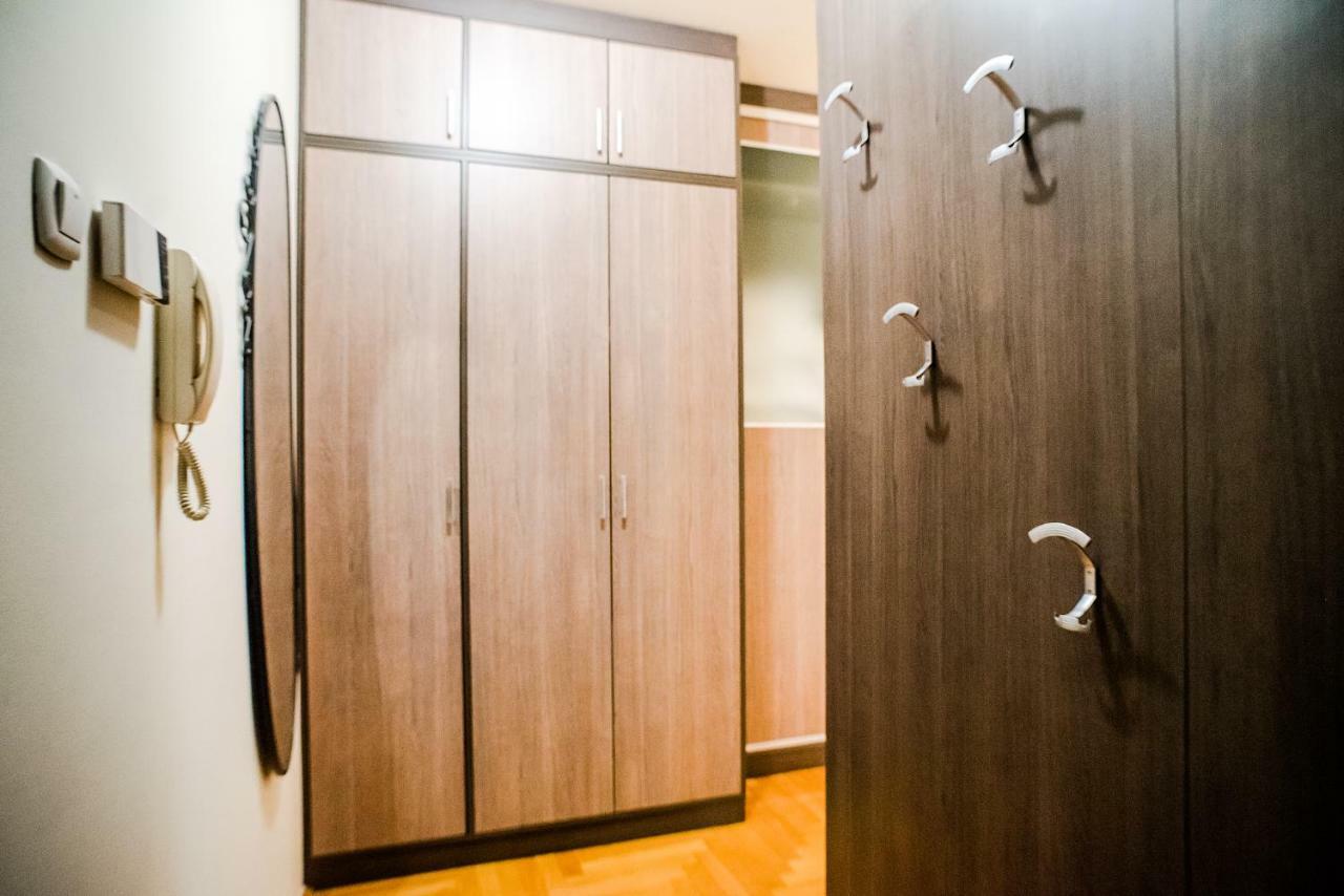 Hollo Apartment - Private Garage - A/C Budapeşte Dış mekan fotoğraf